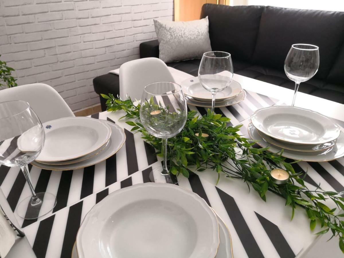 Apartamento La Victoria Málaga Dış mekan fotoğraf