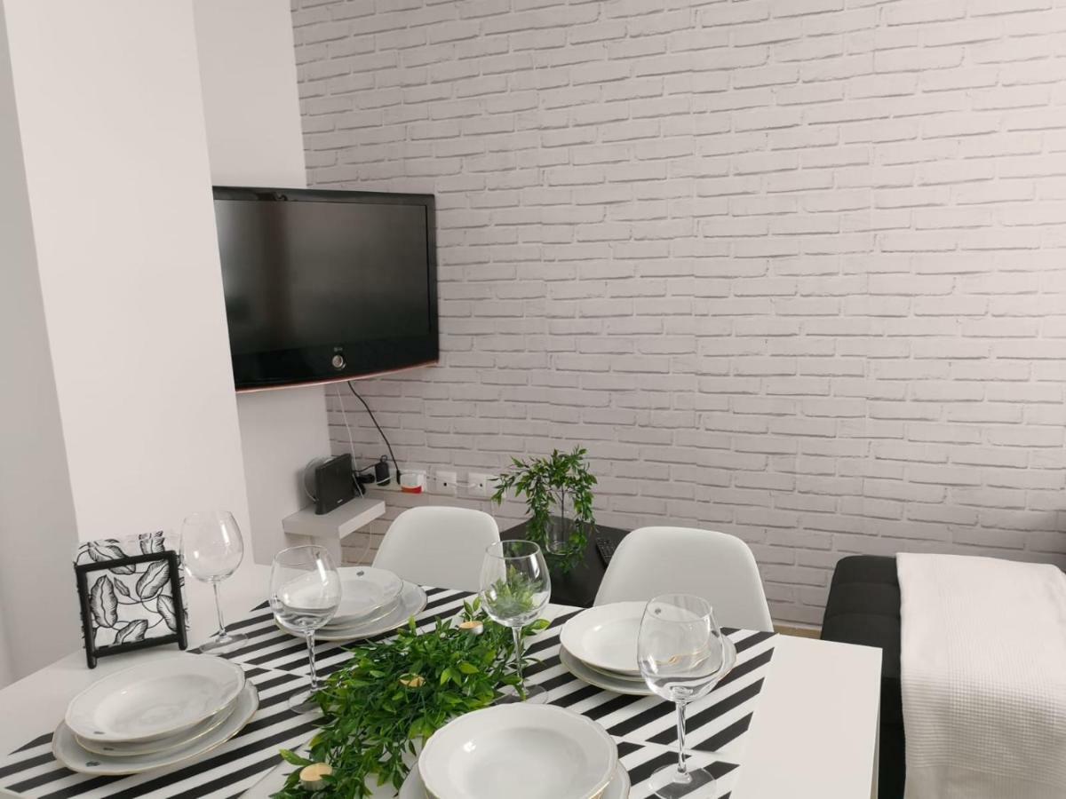 Apartamento La Victoria Málaga Dış mekan fotoğraf